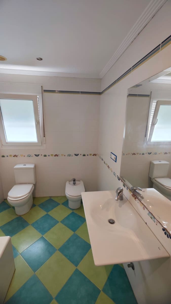 4 slaapkamer Villa te koop in Denia met zwembad garage - € 599.000 (Ref: 8820869)