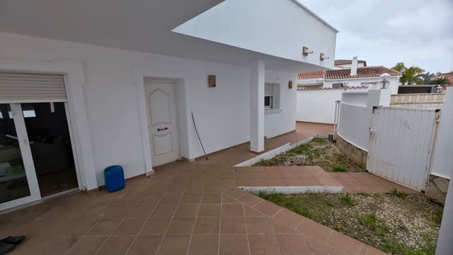 4 slaapkamer Villa te koop in La Pedrera - Vessanes, Dénia met zwembad garage - € 599.000 (Ref: 8820869)