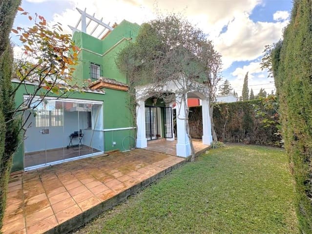3 soveværelse Semi-Rækkehus til salg i El Montgó, Dénia med swimmingpool garage - € 307.000 (Ref: 8987151)