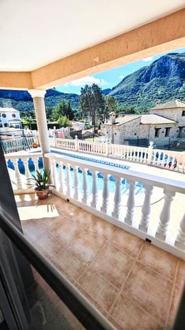 4 soveværelse Villa til salg i Barx med swimmingpool garage - € 950.000 (Ref: 8987153)