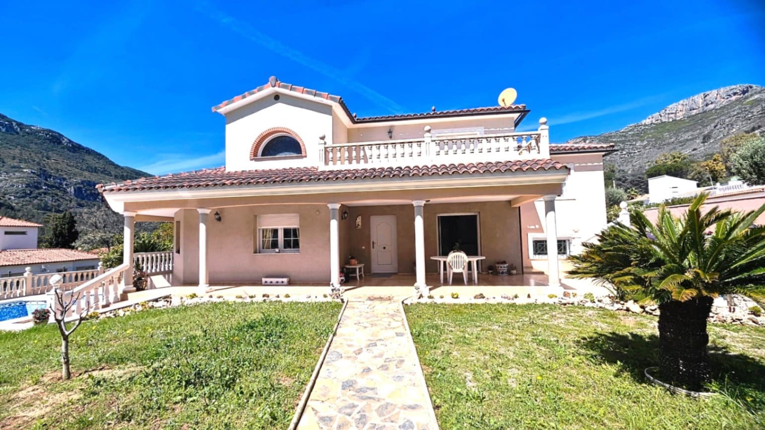 4 soverom Villa til salgs i Barx med svømmebasseng garasje - € 950 000 (Ref: 8987153)