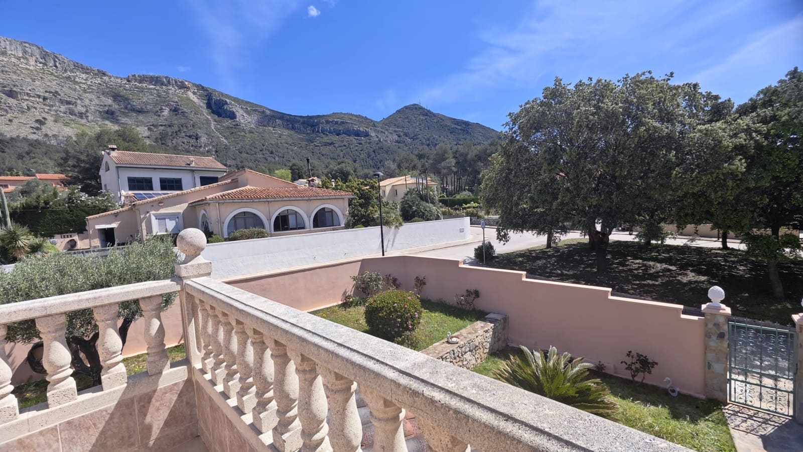 4 soverom Villa til salgs i Barx med svømmebasseng garasje - € 950 000 (Ref: 8987153)