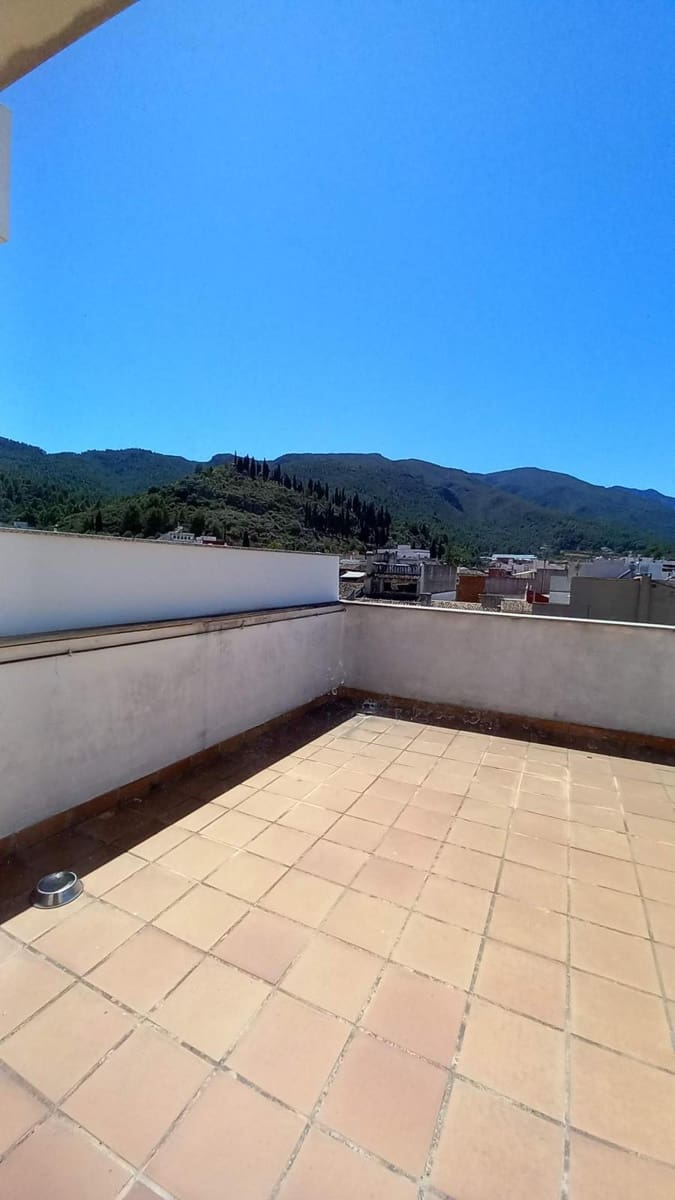 Casa de 4 habitaciones en Villalonga en venta con garaje - 329.500 € (Ref: 8987157)