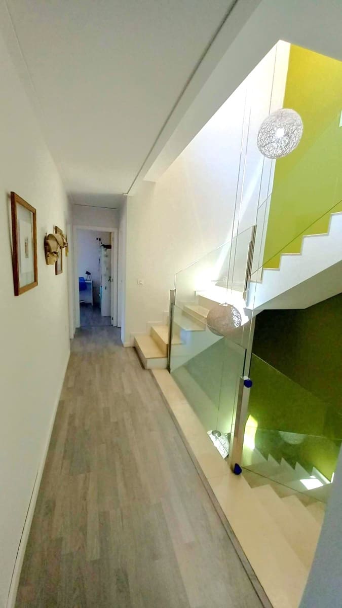 Casa de 4 habitaciones en Villalonga en venta con garaje - 329.500 € (Ref: 8987157)