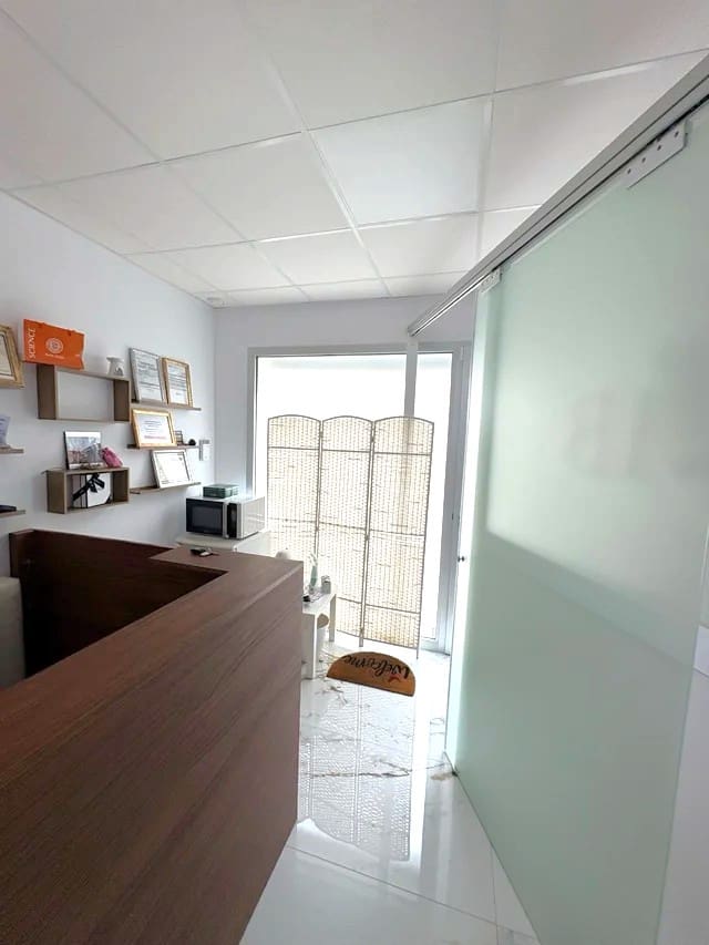 Erhverv til salg i Almoines - € 100.000 (Ref: 9006544)