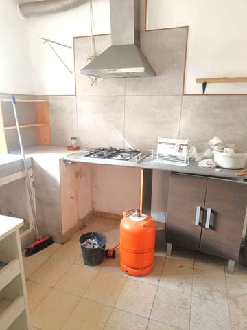 4 slaapkamer Huis te koop in Oliva met garage - € 255.000 (Ref: 9032709)