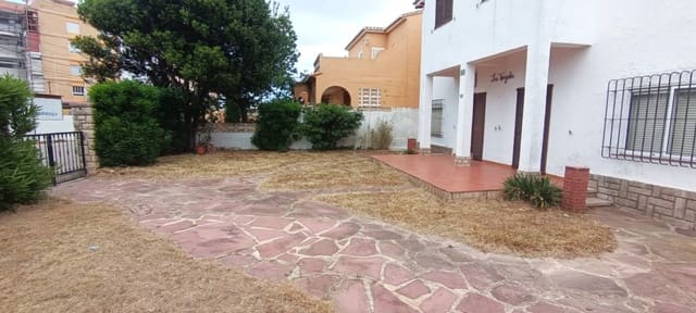 8 sypialnia Willa na sprzedaż w Las Marinas / Les Marines, Dénia z garażem - 575 000 € (Ref: 9072662)