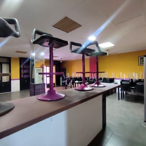 Commercieel te koop in Centro Urbano, Dénia - € 105.000 (Ref: 9086577)