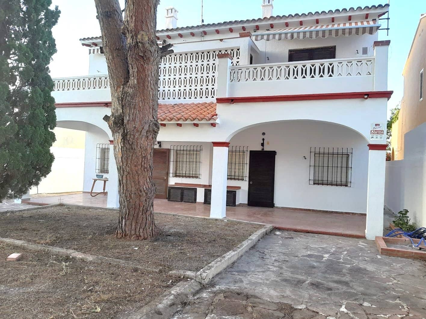 4 quarto Moradia em Banda para venda em Denia - 287 500 € (Ref: 9160266)
