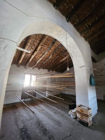 4 slaapkamer Huis te koop in Jalón / Xaló - € 143.500 (Ref: 9160498)