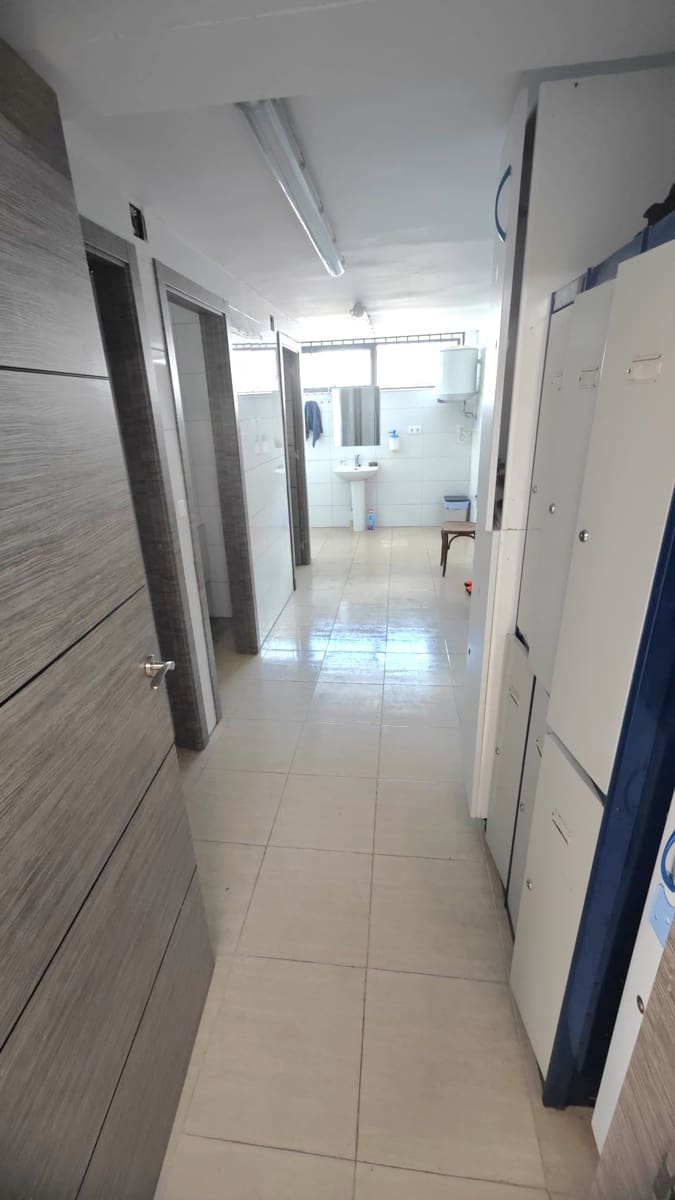 6 soveværelse Erhverv til salg i Almoines - € 625.000 (Ref: 9165314)