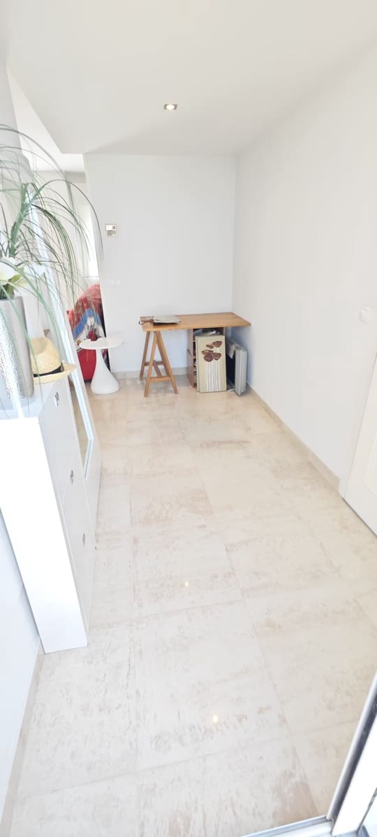 1 soverom Penthouse til salgs i Denia med svømmebasseng garasje - € 290 000 (Ref: 9170679)