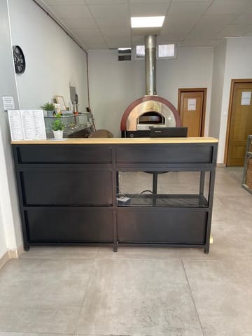 Commercial for rent in Centro Urbano, Dénia - € 766 (Ref: 9172286)