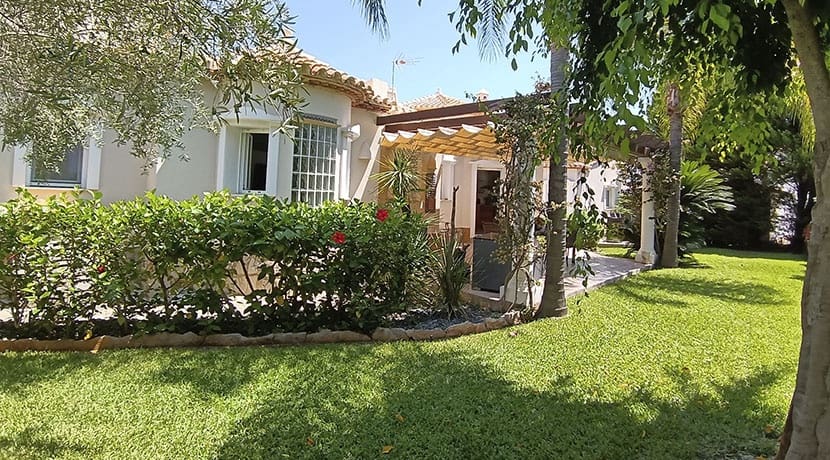 3 soveværelse Villa til salg i Pedreguer med swimmingpool garage - € 960.000 (Ref: 9180367)