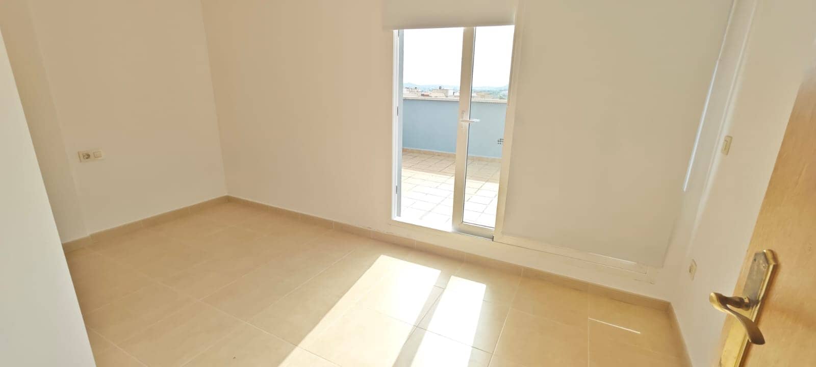 4 soveværelse Penthouse til salg i Pedreguer med garage - € 260.000 (Ref: 9194299)