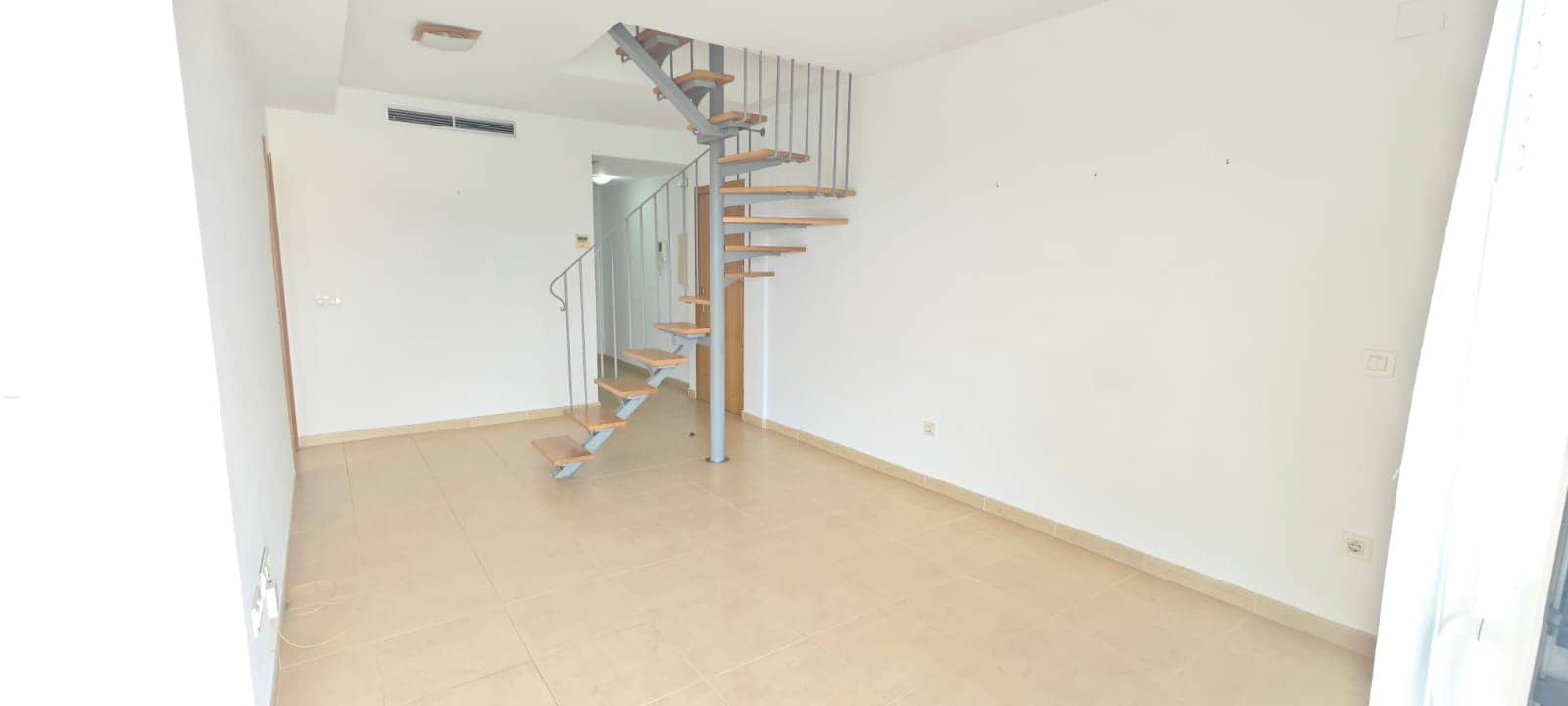 4 soveværelse Penthouse til salg i Pedreguer med garage - € 260.000 (Ref: 9194299)