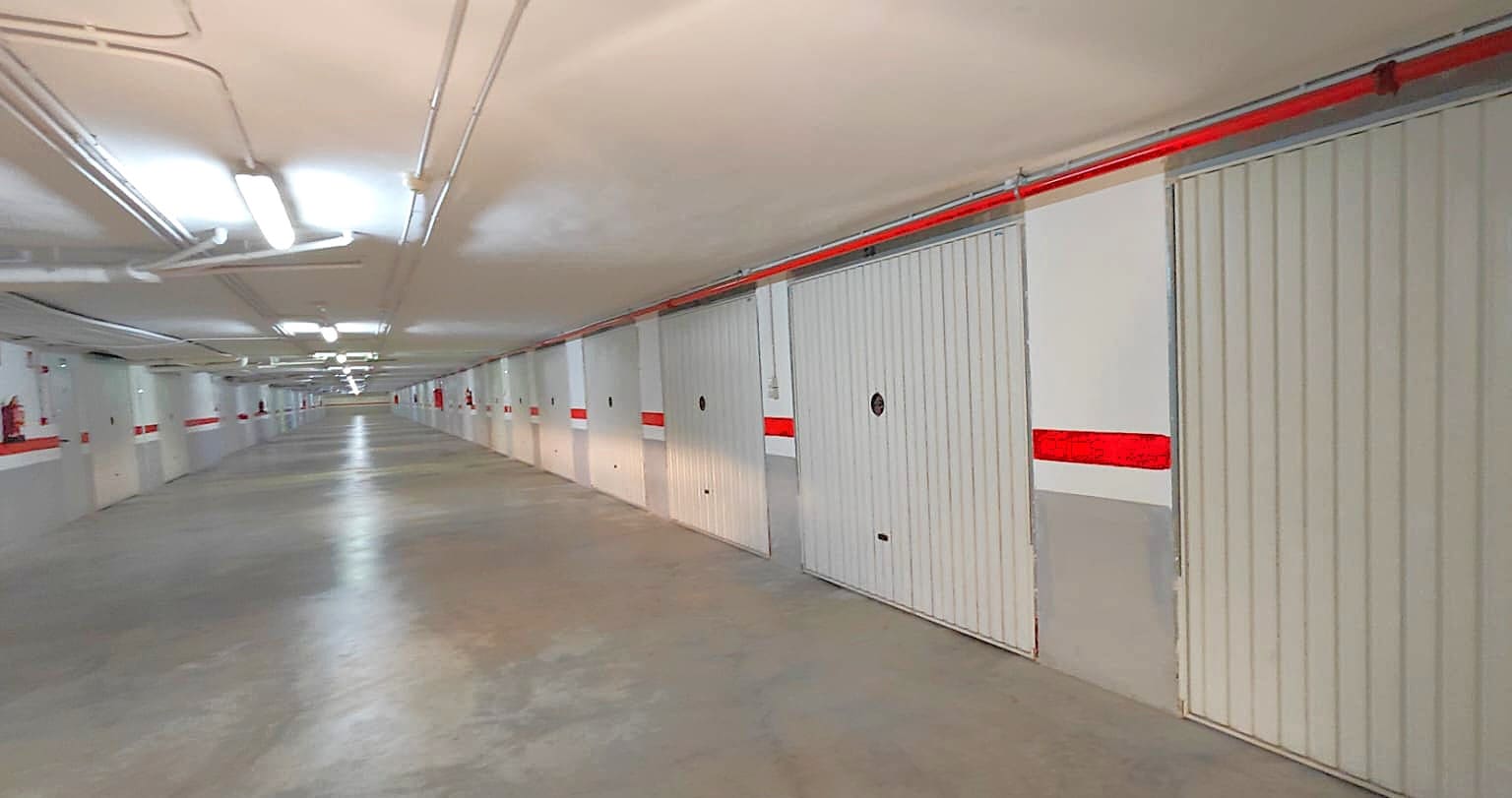 Garaż na sprzedaż w Denia - 35 000 € (Ref: 9194300)