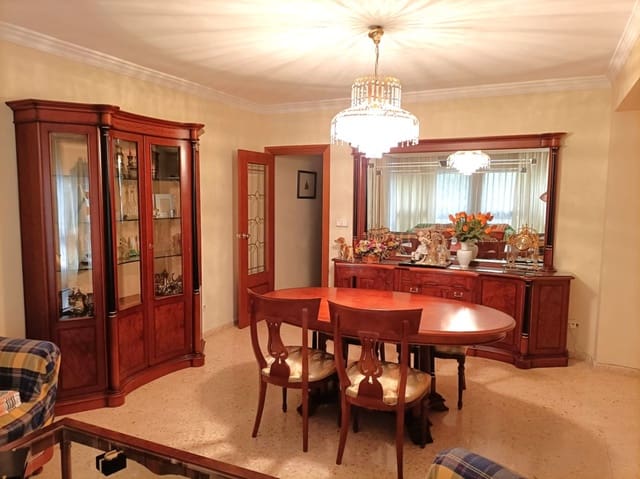 4 chambre Appartement à vendre à Oliva - 127 500 € (Ref: 9249422)