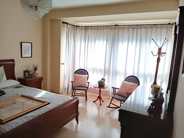 4 chambre Appartement à vendre à Oliva - 127 500 € (Ref: 9249422)