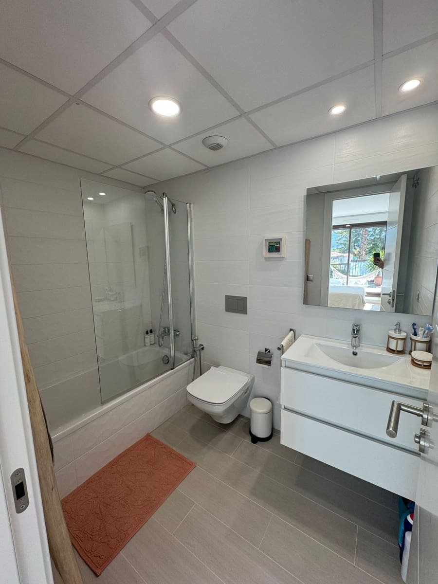 2 slaapkamer Appartement te huur in Denia met zwembad garage - € 1.050 (Ref: 9278589)