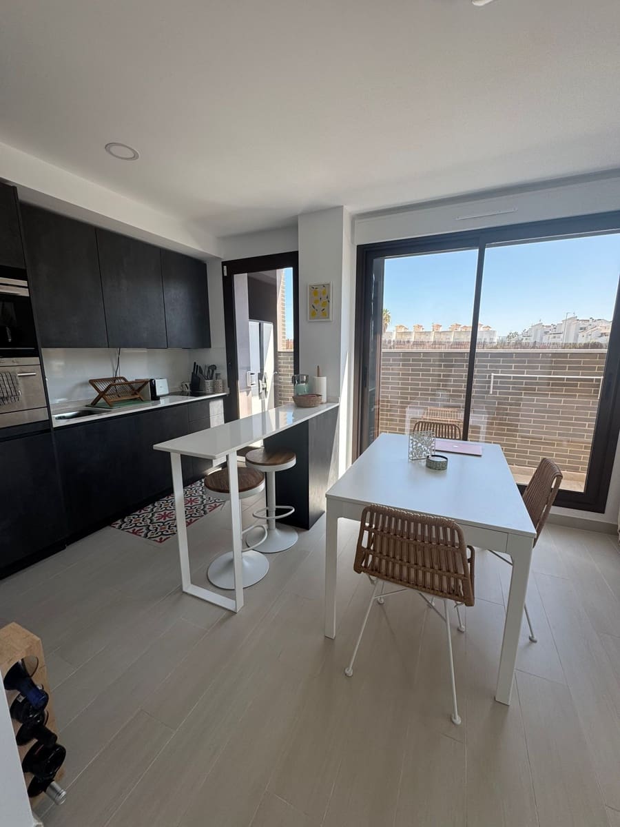 2 slaapkamer Appartement te huur in Denia met zwembad garage - € 1.050 (Ref: 9278589)