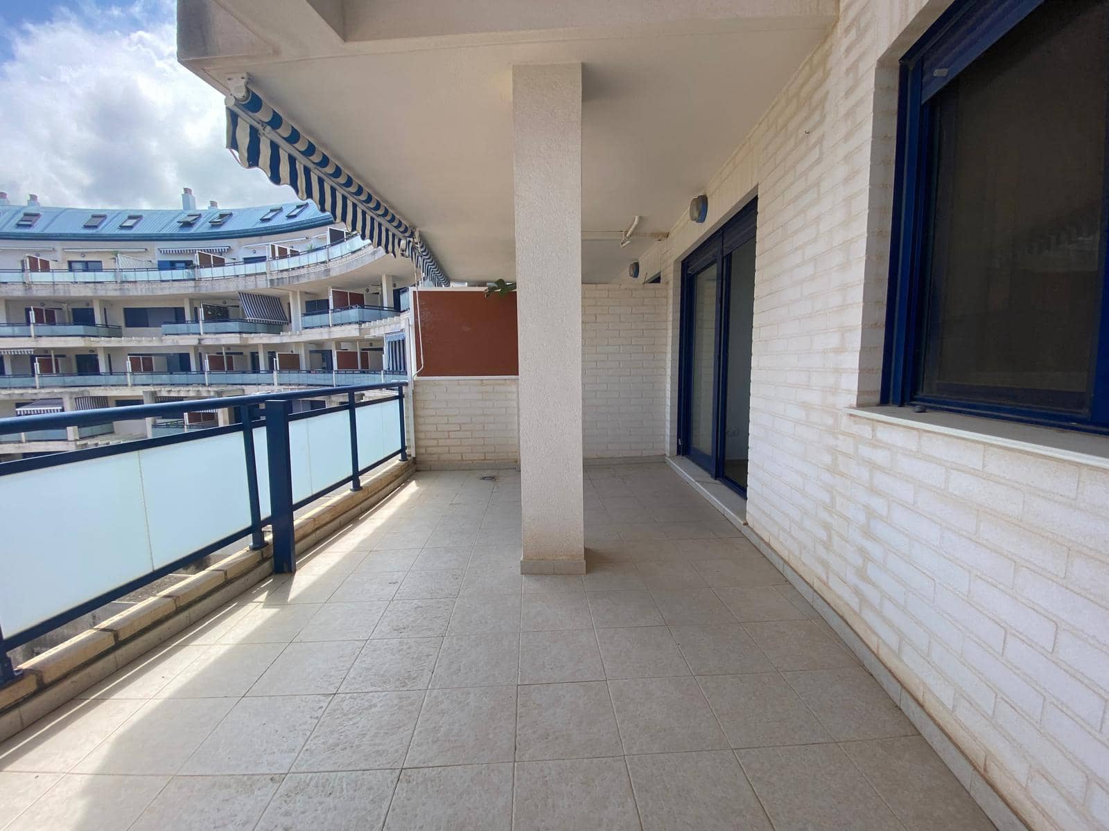 2 bedroom Apartment for sale in Denia with pool garage - € 365,000 (Ref: 9278590)