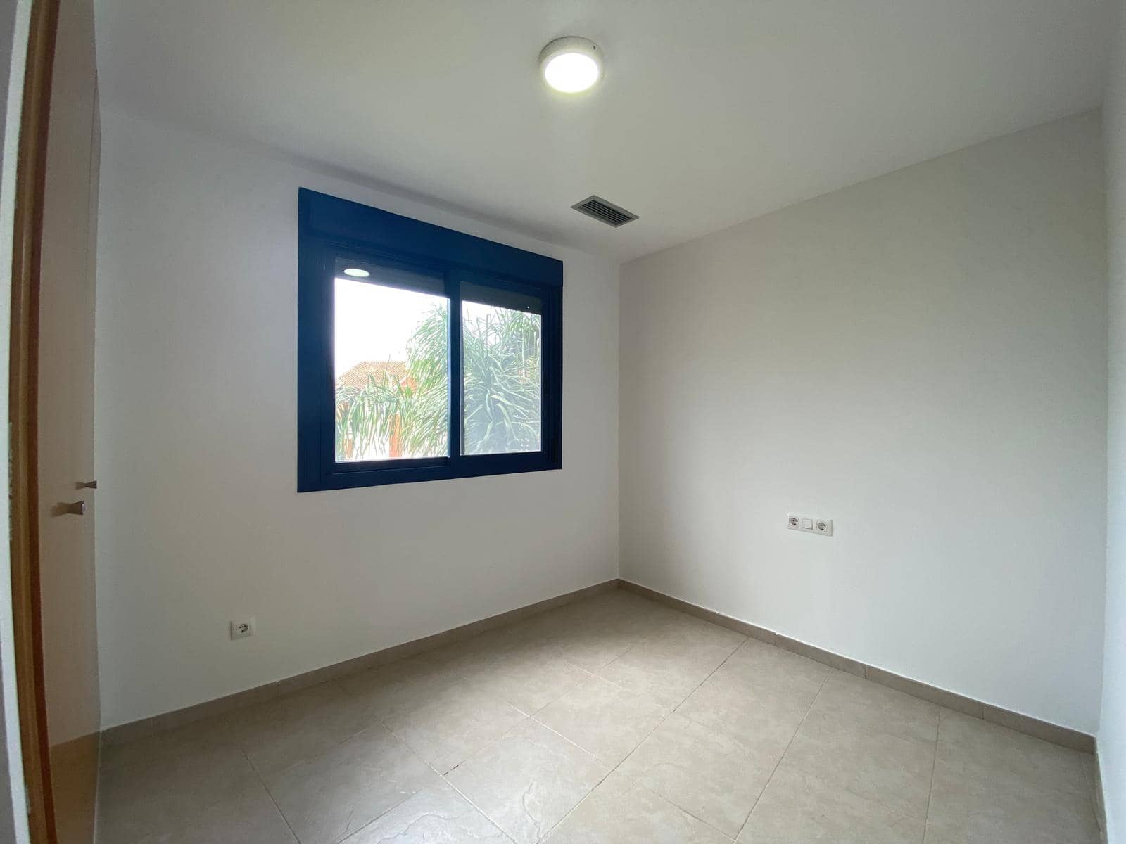 2 bedroom Apartment for sale in Denia with pool garage - € 365,000 (Ref: 9278590)