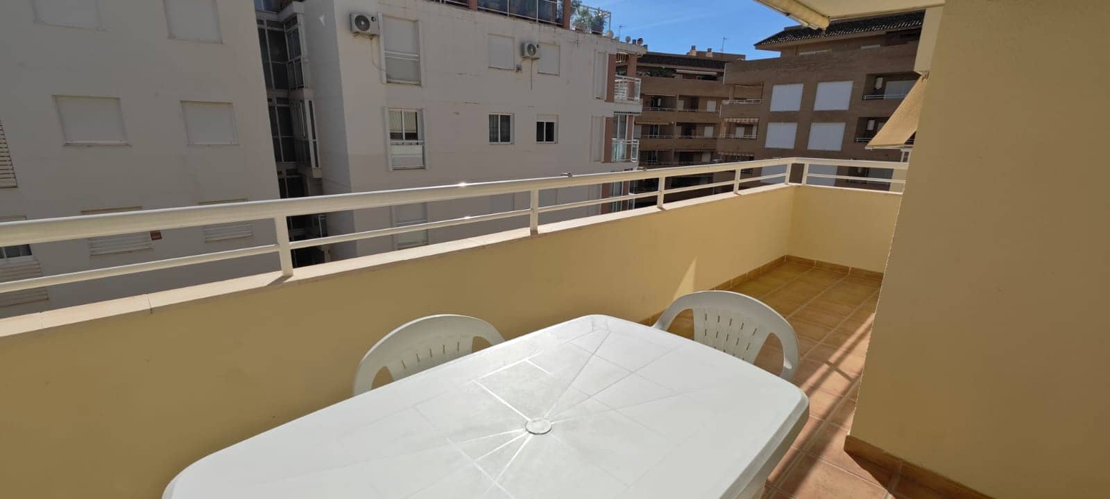 2 soveværelse Lejlighed til salg i Denia med swimmingpool garage - € 287.000 (Ref: 9378195)