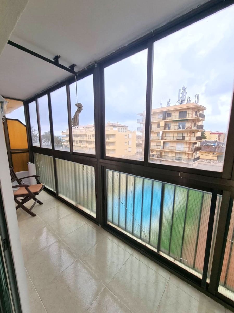 2 bedroom Apartment for rent in Denia with pool garage - € 800 (Ref: 9378197)