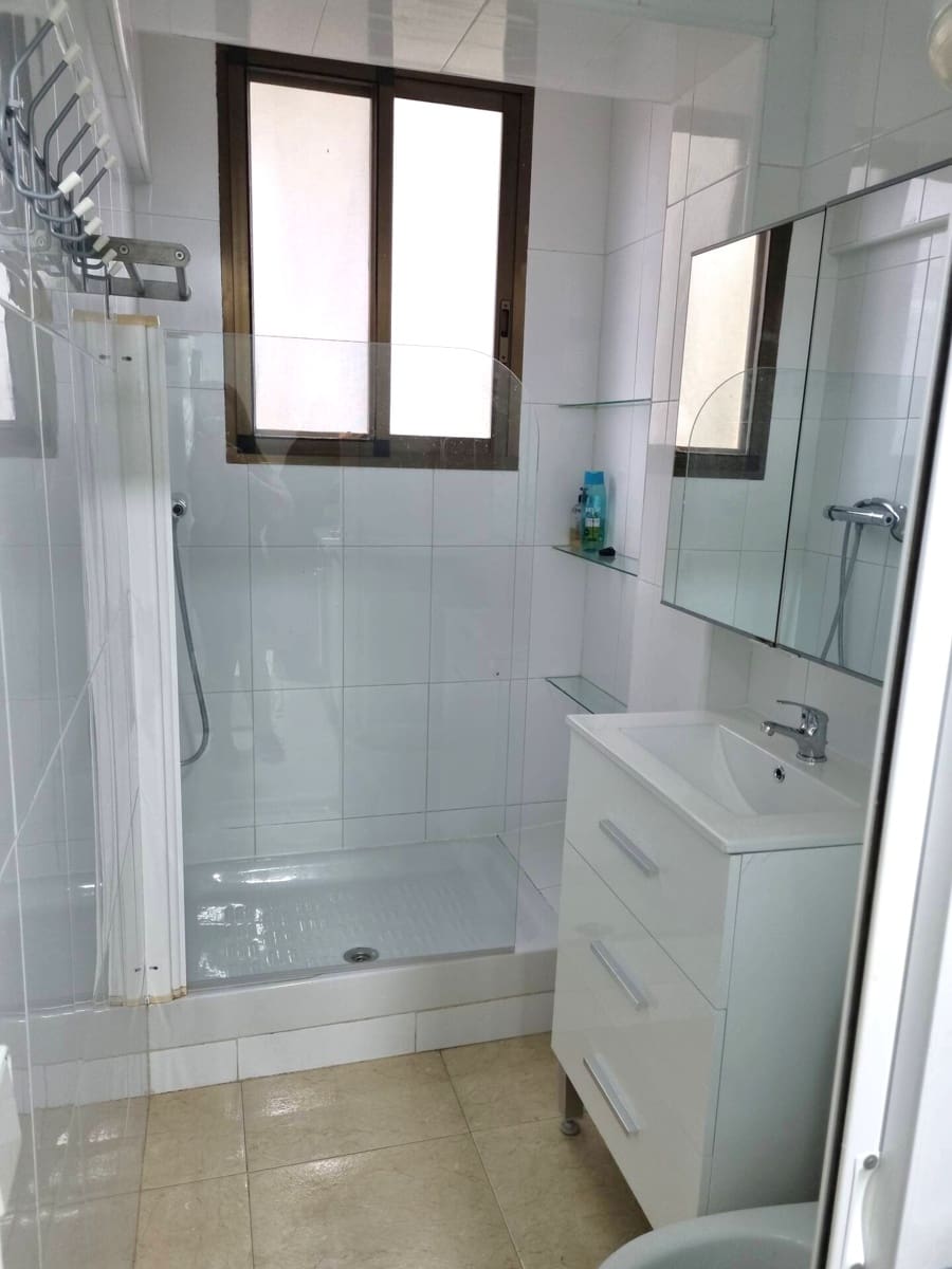 2 bedroom Apartment for rent in Denia with pool garage - € 800 (Ref: 9378197)