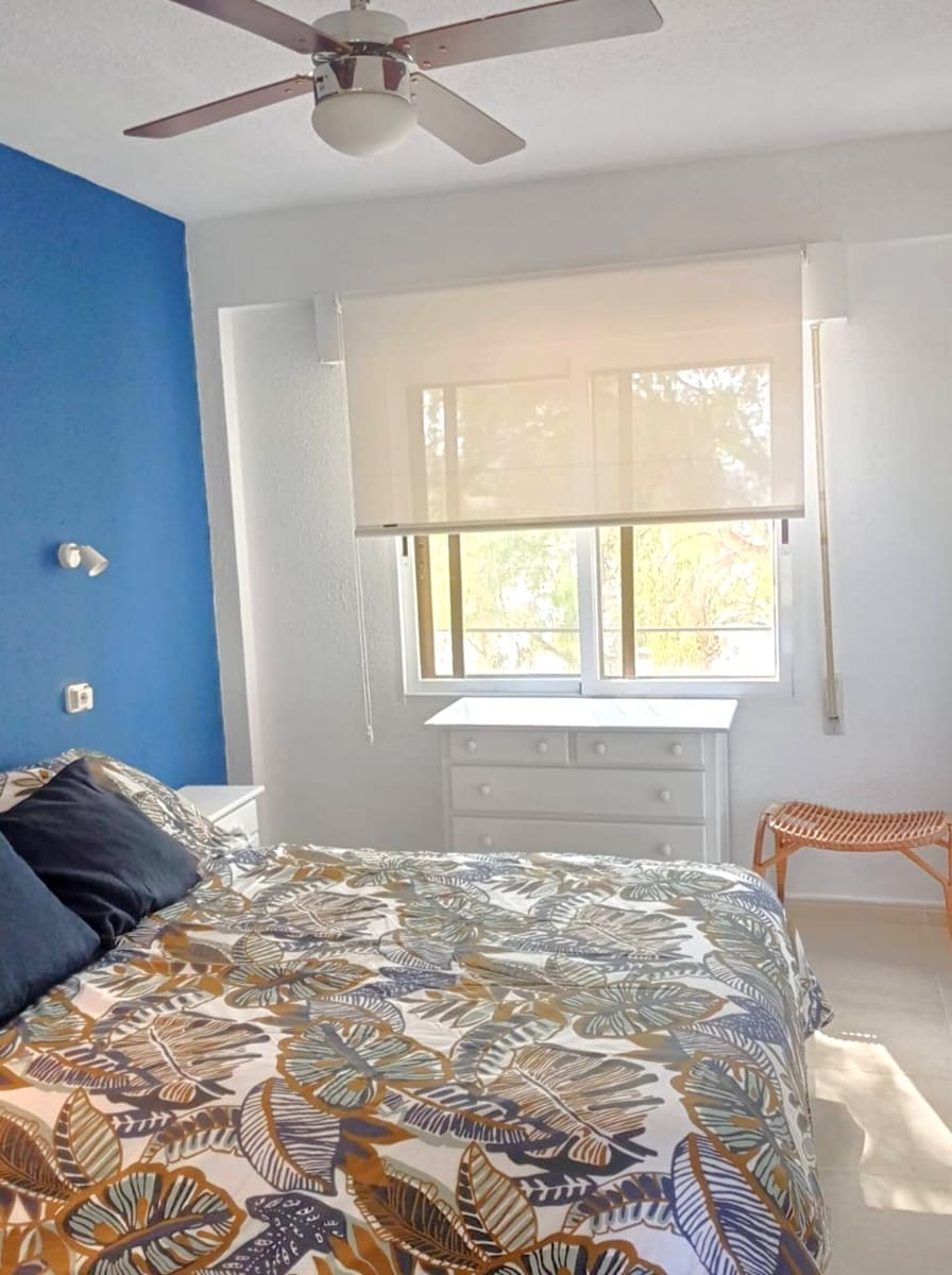 2 bedroom Apartment for rent in Denia with pool garage - € 800 (Ref: 9378197)