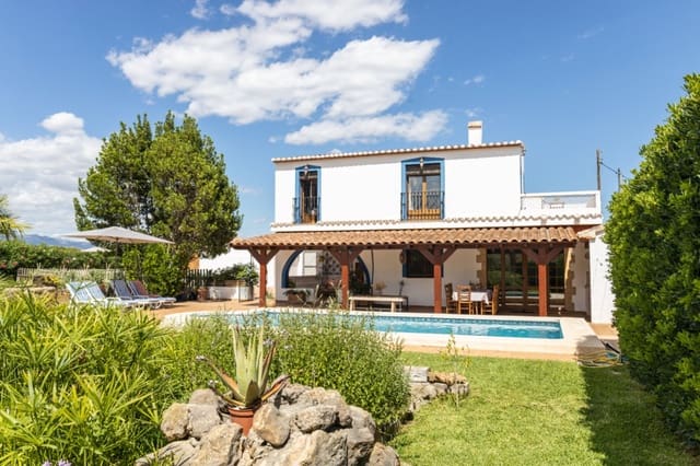 6 bedroom Villa for rent in Dénia with pool garage - € 3,500 (Ref: 9389983)