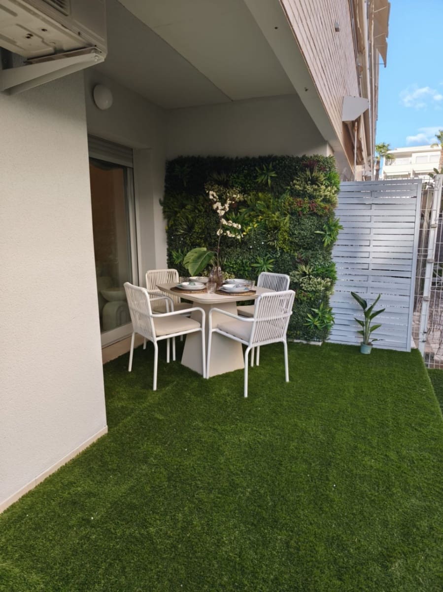 1 slaapkamer Appartement te koop in Denia met zwembad garage - € 243.000 (Ref: 9389984)