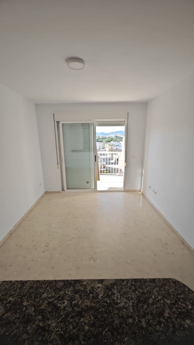 1 bedroom Apartment for sale in Daimus with pool - € 148,000 (Ref: 9399646)