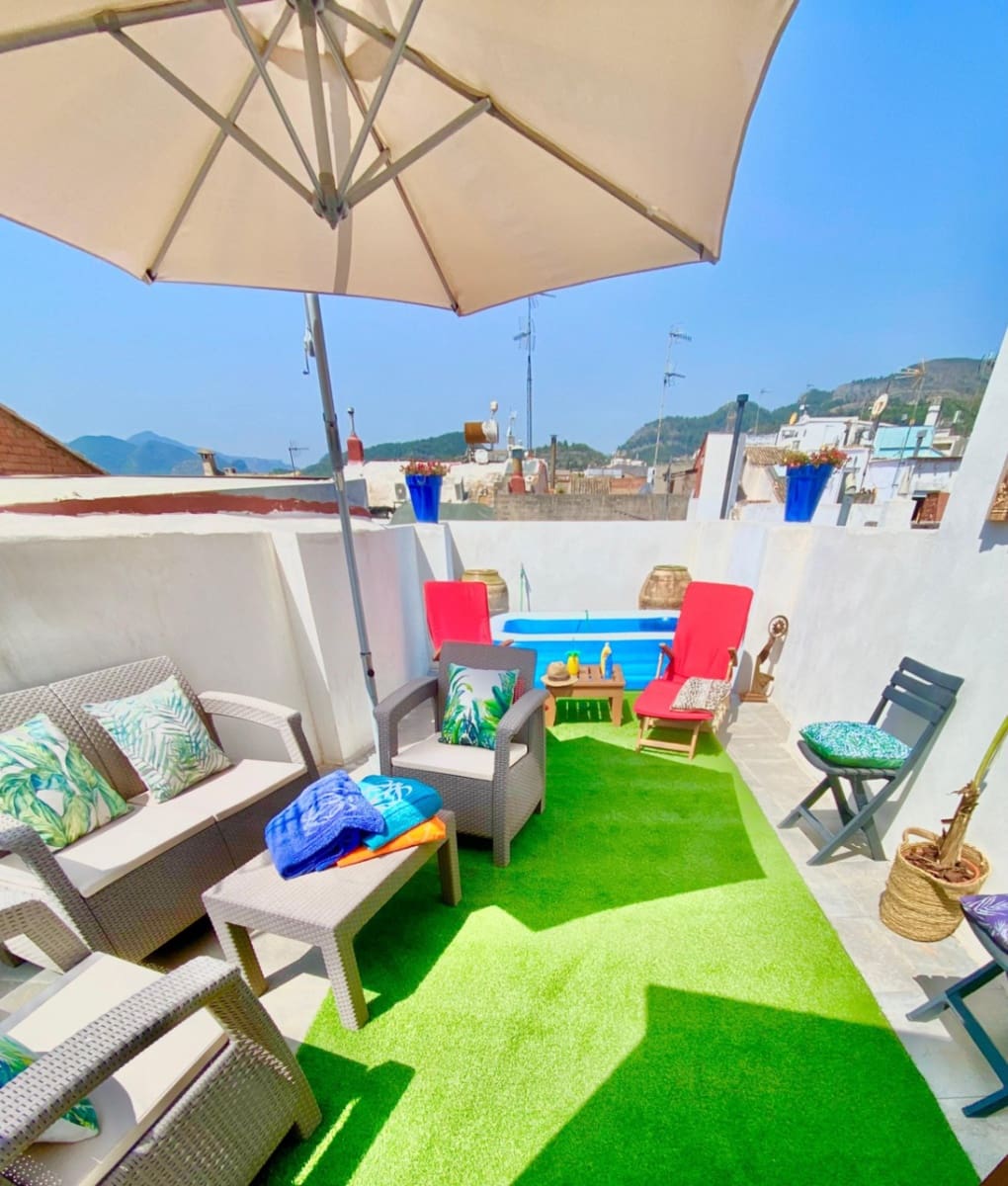 5 bedroom Townhouse for sale in Real de Gandia - € 215,000 (Ref: 9399647)