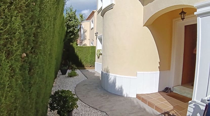 3 bedroom Villa for sale in Pedreguer with pool garage - € 349,000 (Ref: 9412413)