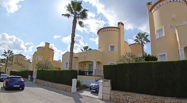 3 bedroom Villa for sale in Pedreguer with pool garage - € 349,000 (Ref: 9412413)