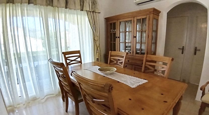 3 bedroom Villa for sale in Pedreguer with pool garage - € 349,000 (Ref: 9412413)