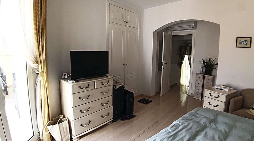 3 bedroom Villa for sale in Pedreguer with pool garage - € 349,000 (Ref: 9412413)