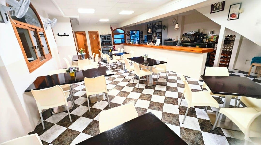 Restaurant/Bar à vendre à Gandia - 280 000 € (Ref: 9414857)