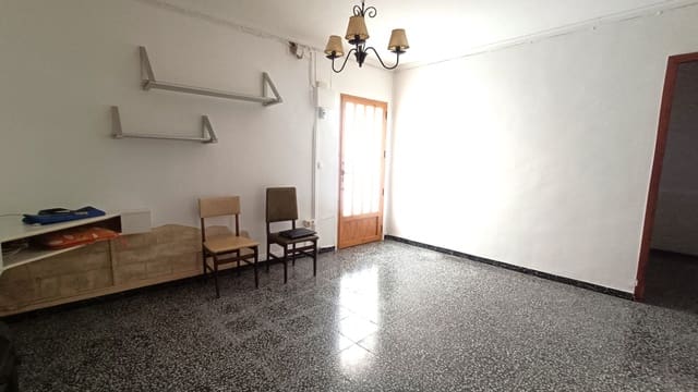 4 bedroom Townhouse for sale in Pedreguer with garage - € 152,250 (Ref: 9414859)