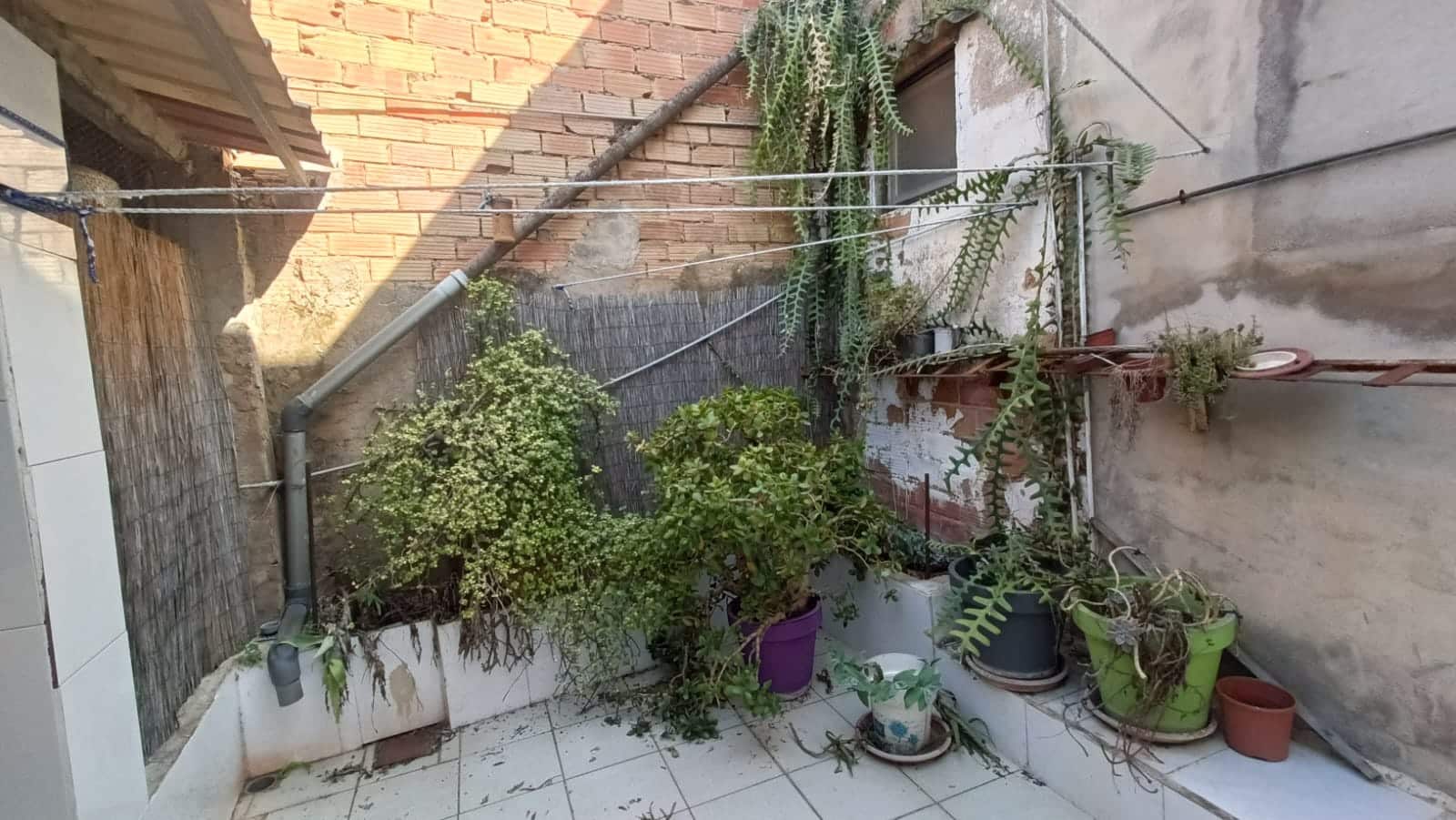 4 bedroom Townhouse for sale in Pedreguer with garage - € 152,250 (Ref: 9414859)