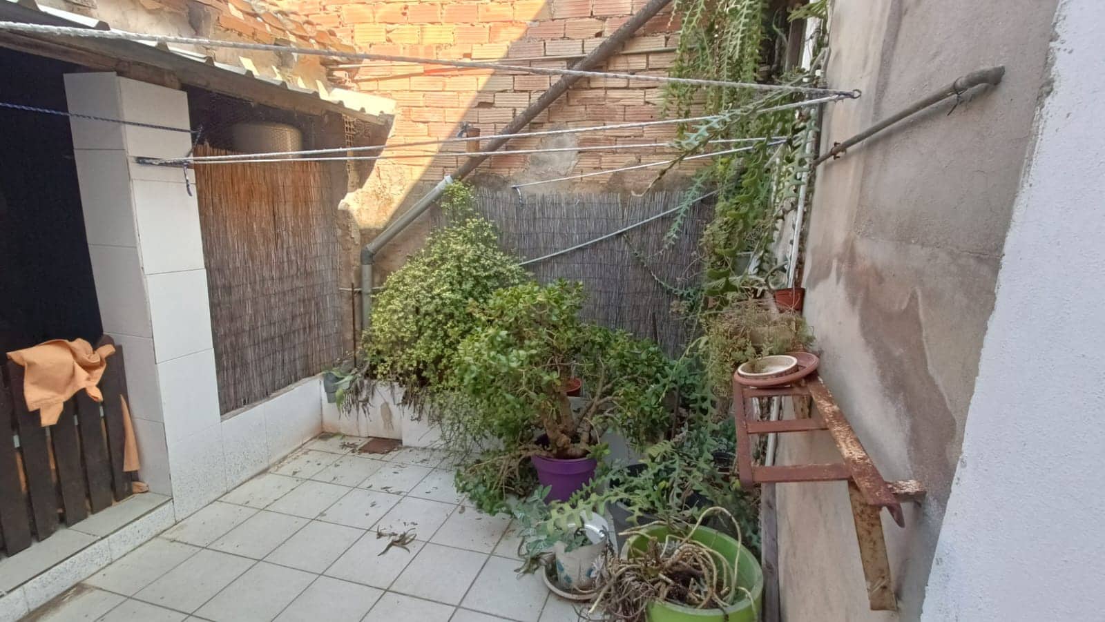 4 bedroom Townhouse for sale in Pedreguer with garage - € 152,250 (Ref: 9414859)