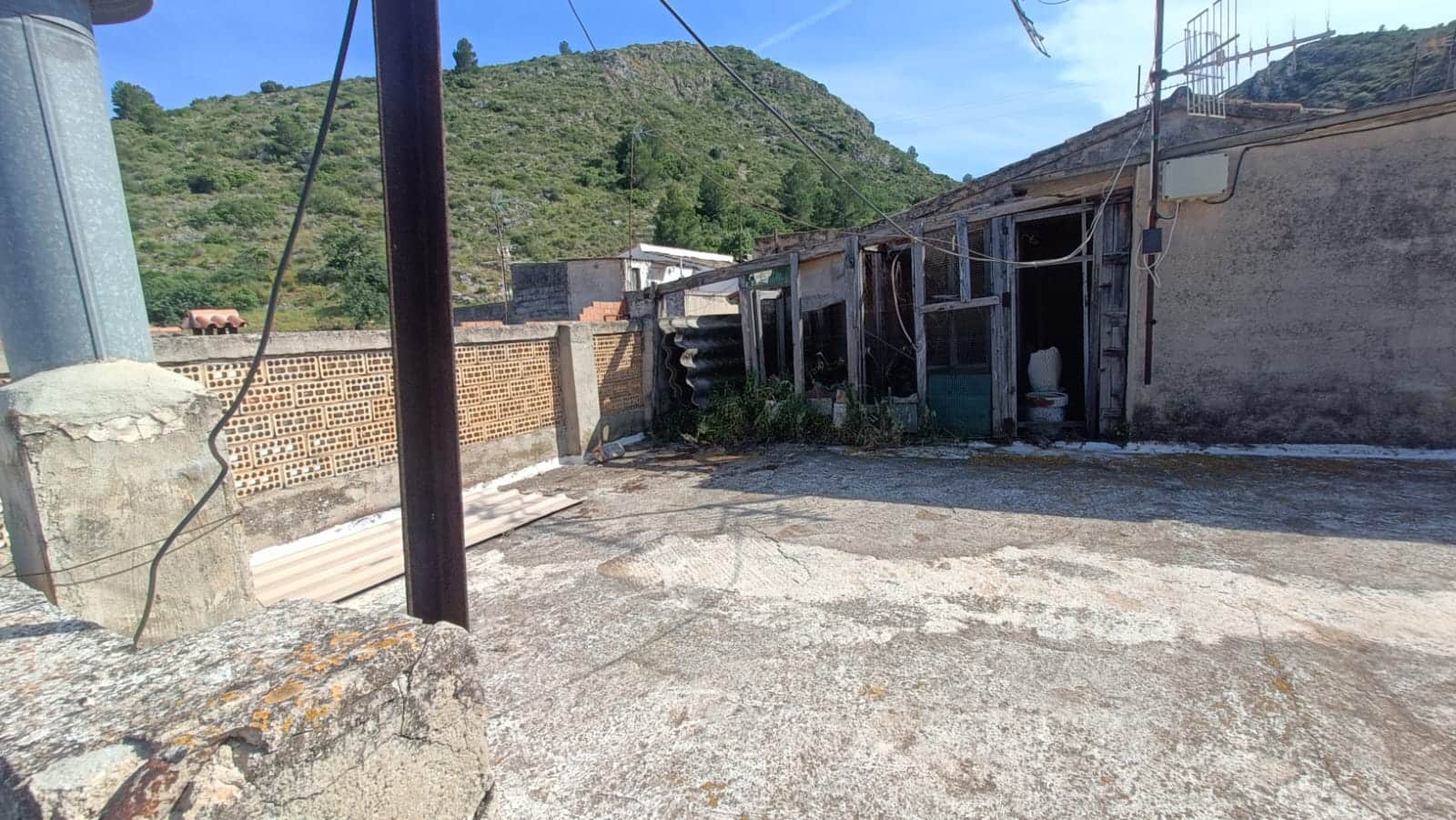 4 bedroom Townhouse for sale in Pedreguer with garage - € 152,250 (Ref: 9414859)