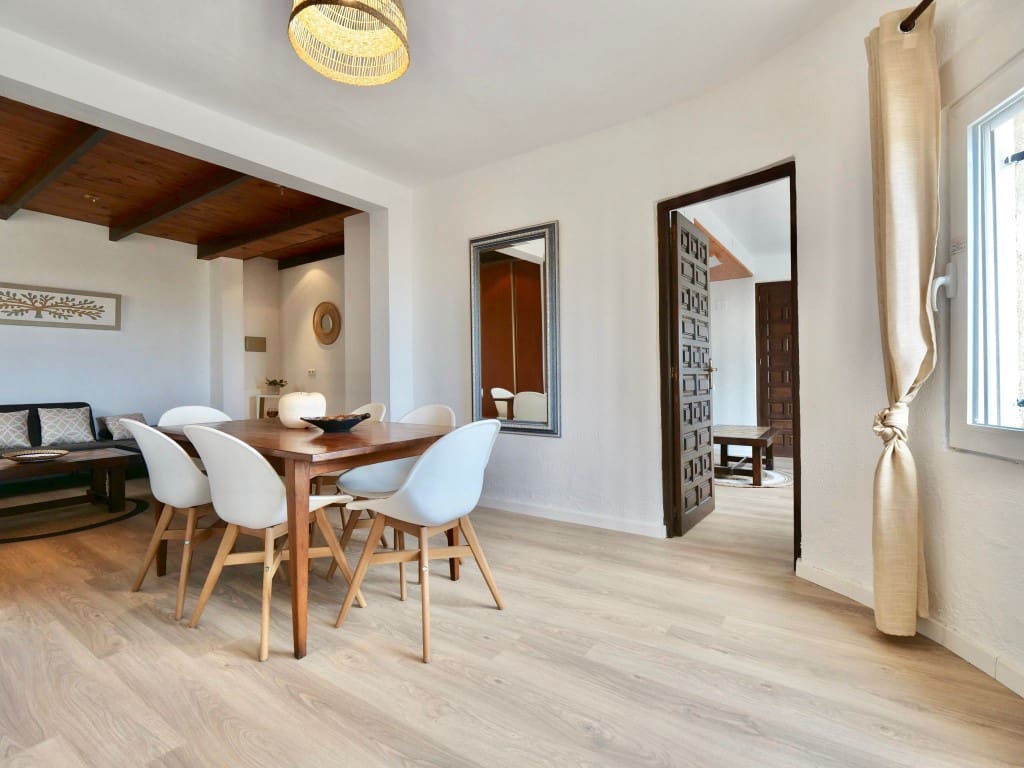 4 Zimmer Villa zu verkaufen in Denia mit Pool Garage - 580.000 € (Ref: 9421624)