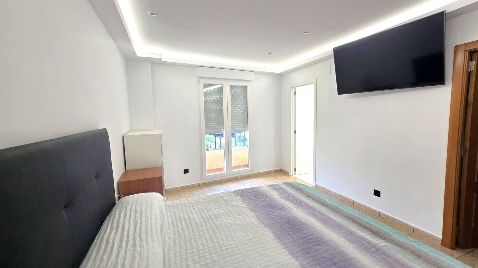 4 bedroom Flat for sale in Ondara with garage - € 269,000 (Ref: 9421630)