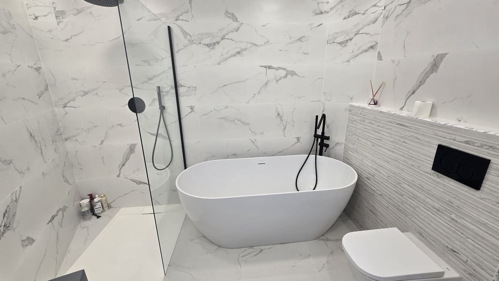 4 bedroom Flat for sale in Ondara with garage - € 269,000 (Ref: 9421630)