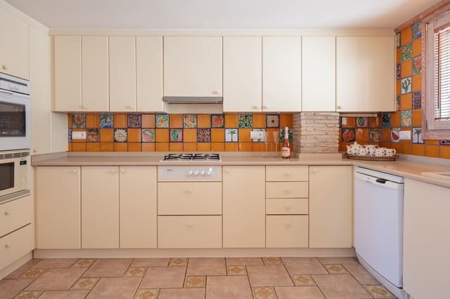 5 quarto Penthouse para venda em Centro Urbano, Dénia com garagem - 620 000 € (Ref: 9421632)