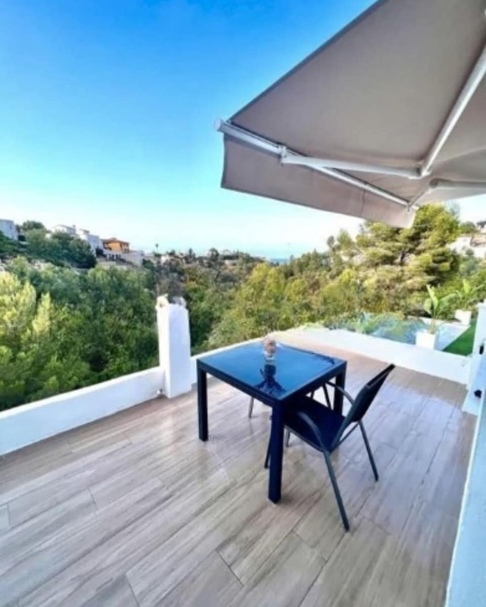 4 quarto Moradia para venda em Denia com piscina - 480 000 € (Ref: 9421633)