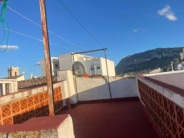 4 bedroom Townhouse for sale in Dénia - € 280,000 (Ref: 9421639)